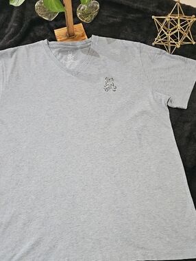 Psycho Bunny Light Gray V-Neck Short Sleeve Tee